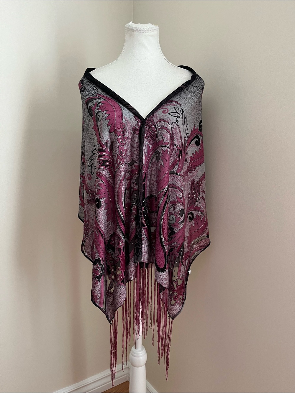 Women's Fringe Shawl Wrap in Plum Paisley